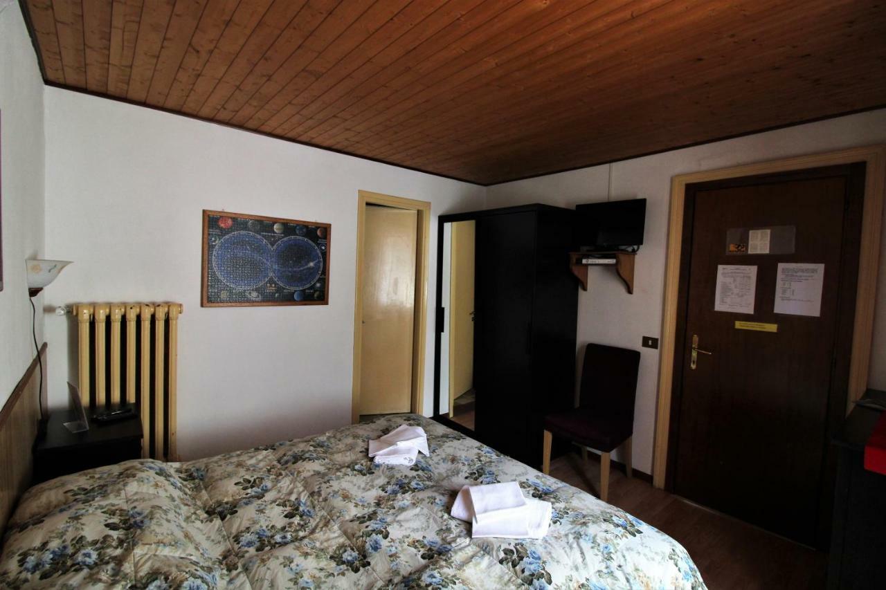 Albergo Ristorante Macugnaga Eksteriør bilde