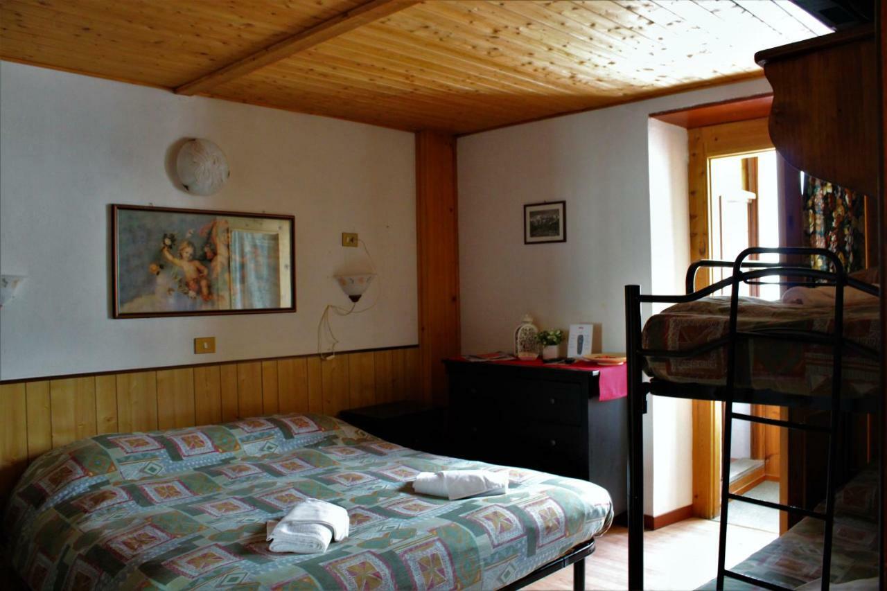 Albergo Ristorante Macugnaga Eksteriør bilde