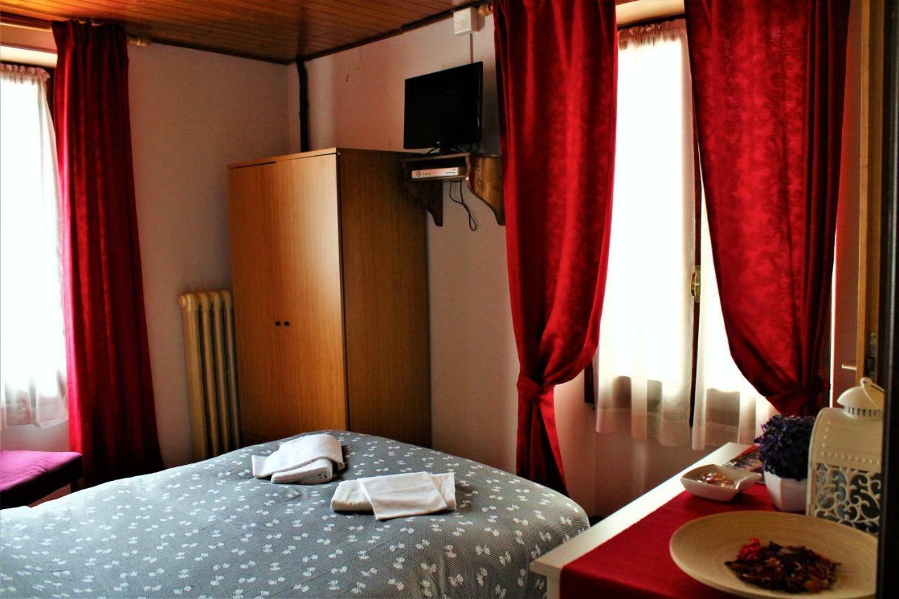 Albergo Ristorante Macugnaga Eksteriør bilde